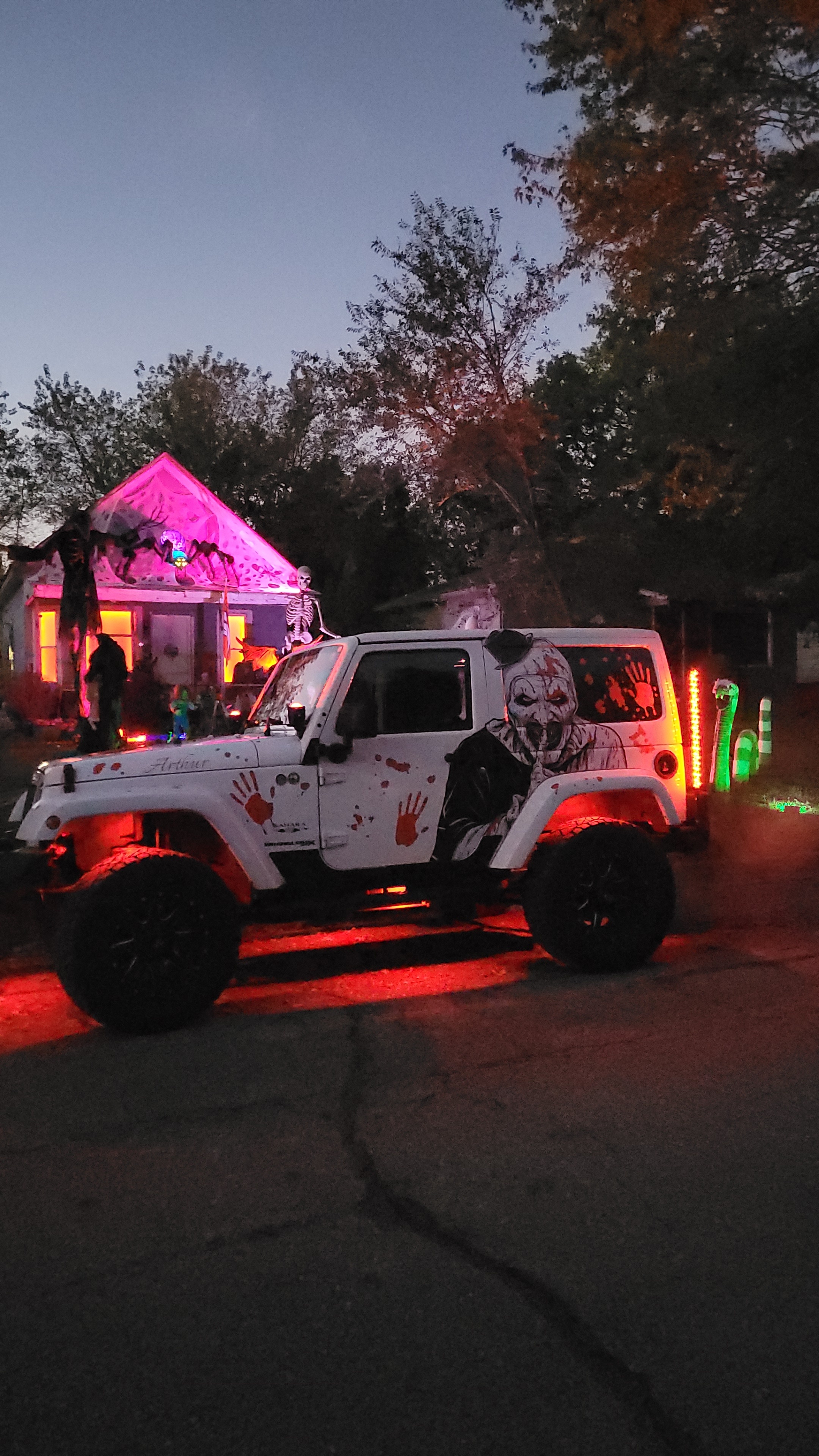 ArthurJeep night display 4